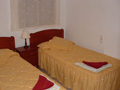 twin bedroom